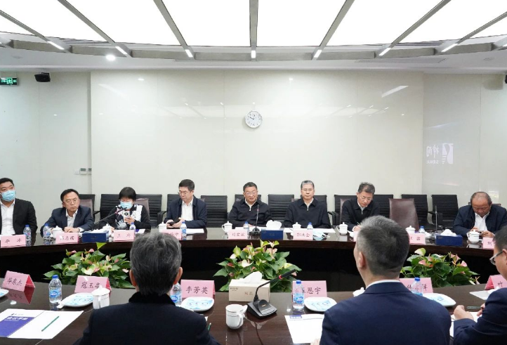 中石化高级副总裁刘宏斌一行益临CQ9·电子官方网站旅行考察(图1)