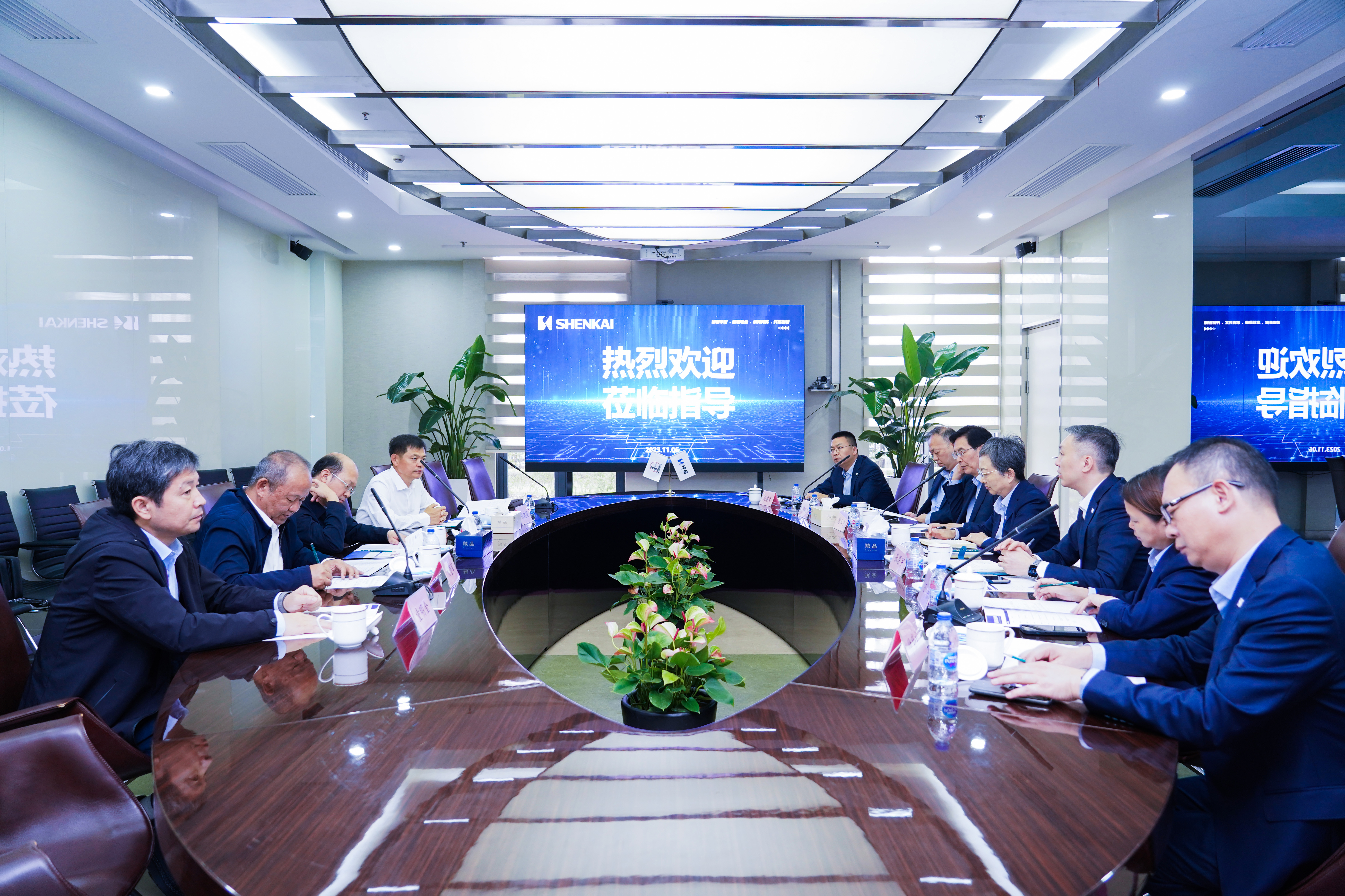 中国石化向导刘会友、张建阔一行莅临CQ9·电子官方网站旅行考察(图1)