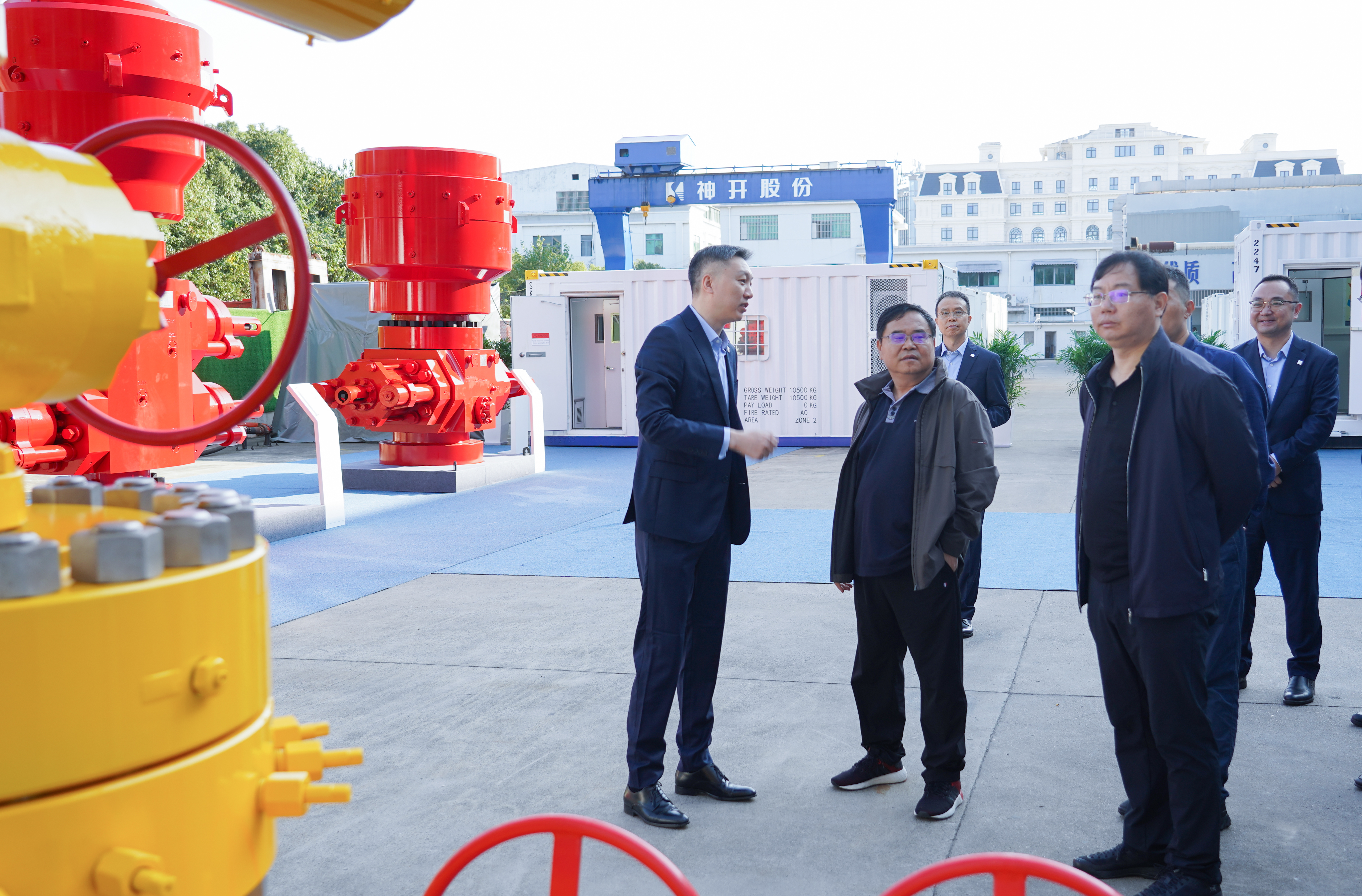 中石化胜利石油工程公司张宗檩书记一行莅临CQ9·电子官方网站旅行交流(图3)