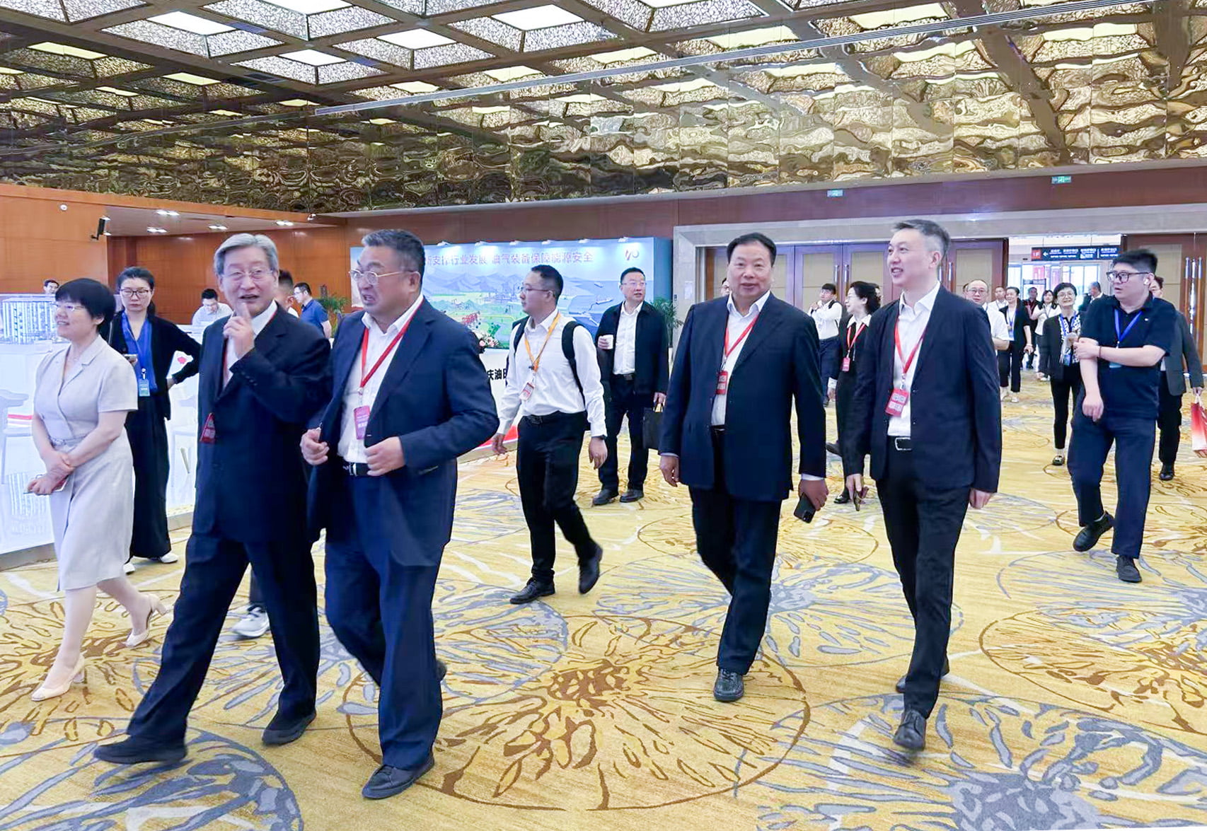 立异引领、科技强机——CQ9·电子官方网站加入第四届石油石化妆备工业科技大会暨科技立异效果展览会(图5)