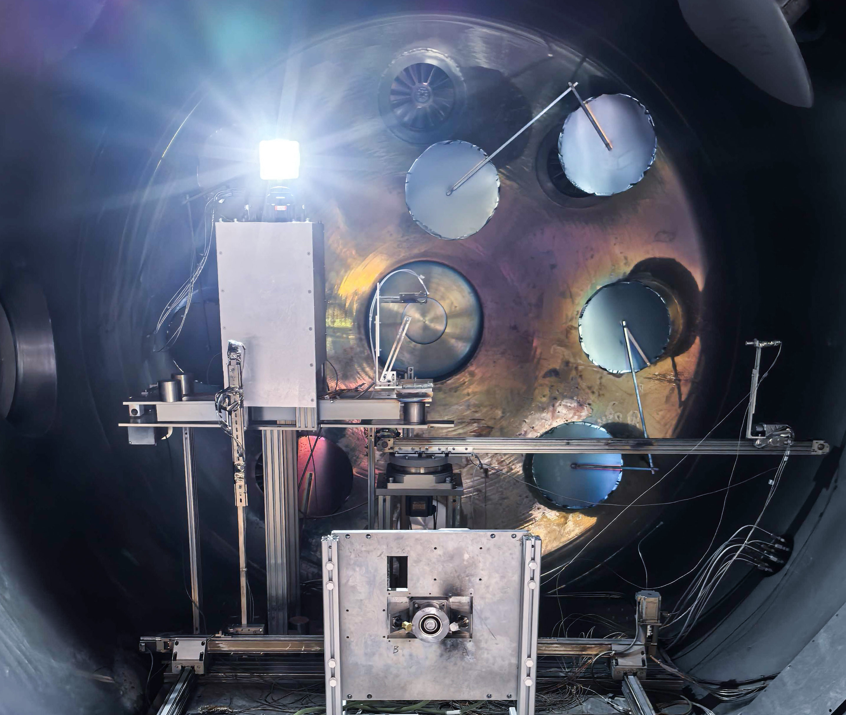 喜讯！CQ9·电子官方网站投资企业：瀚氢动力卫星霍尔电推进系统燃烧乐成！(图2)